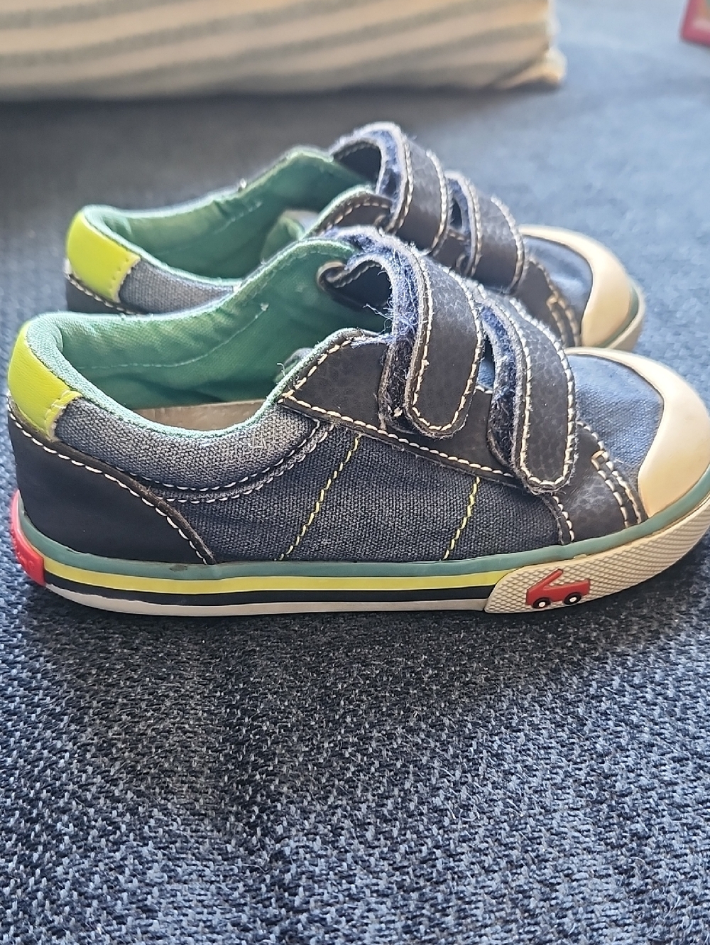 See Kai Run Waylon Navy/Lime size 8, Little Kids